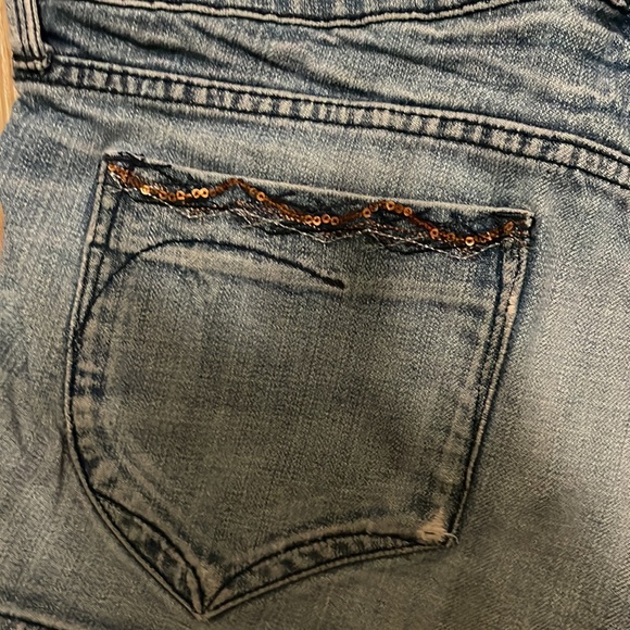 Low Waist Jean Denim shorts - Picture 3 of 4
